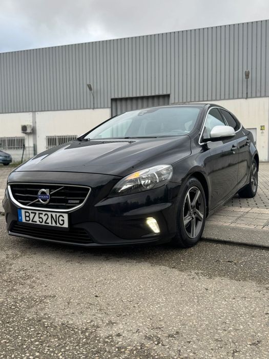 Volvo v40  r-design 1.6 diesel