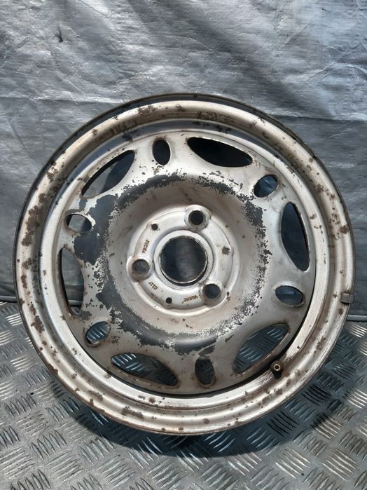 Felga Stalowa 1X Smart R15 Et 27 4J 3X112