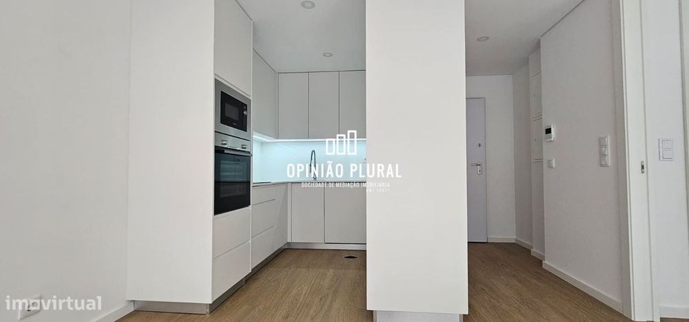 Apartamento T1 Novo e Moderno no Coração de Valadares