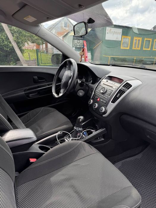 Продам kia ceed 2009