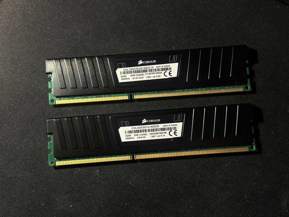 Pamięć RAM DDR3 Corsair Vengeance LP 8GB 4GB 1600MHz CL10