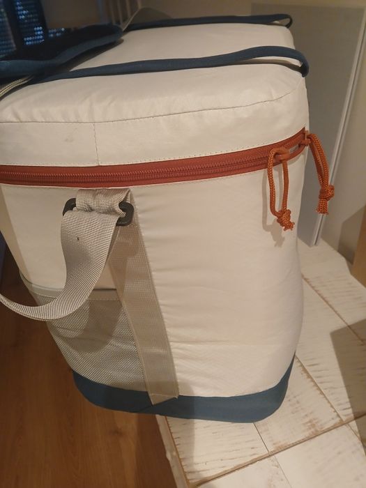 Geleira insuflável Quechua 25lt nova