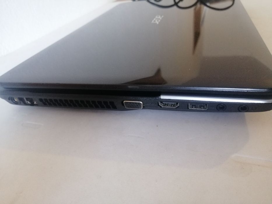 Portatil Acer E1-571g