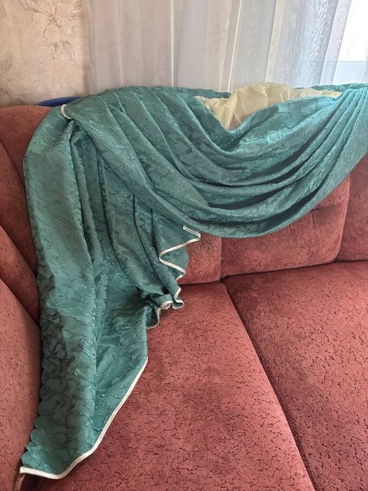 Штора- лабрекен  готовий  б/у.