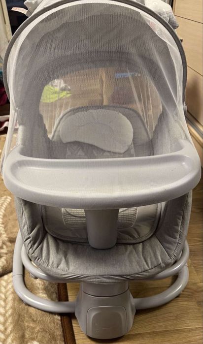 Заколисуючий центр-шезлонг Mastela 4 в 1.