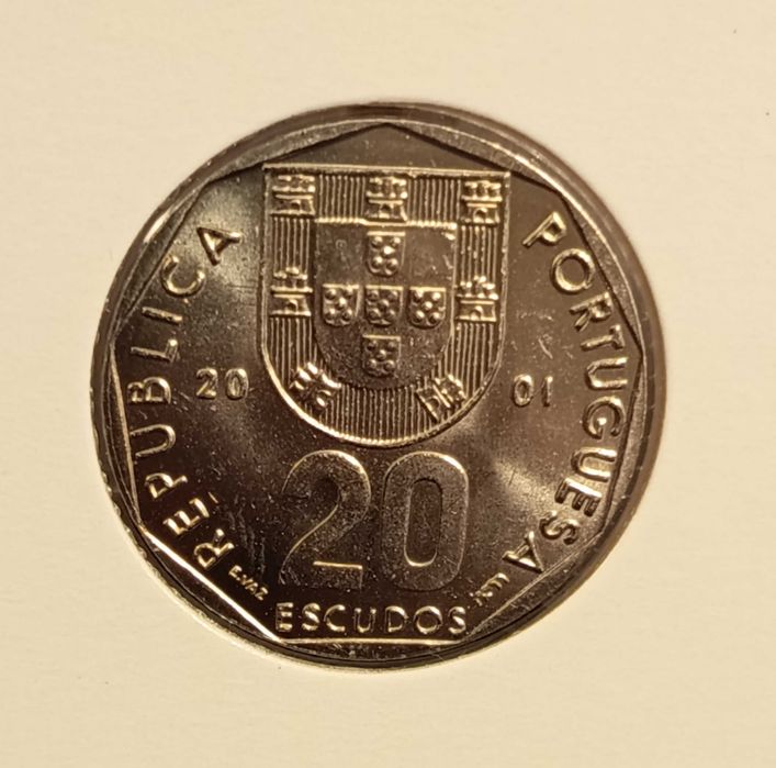 20 escudos Cupro-Níquel 2000 e 2001
