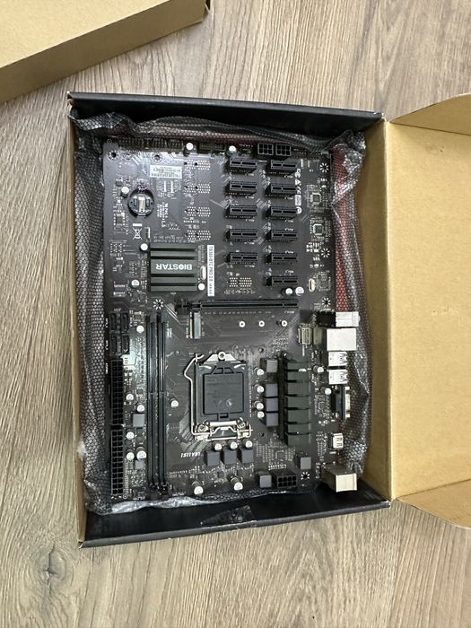 Материнська плата Biostar TB360-BTC PRO 2.0