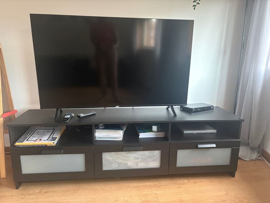 Móvel tv Ikea preto