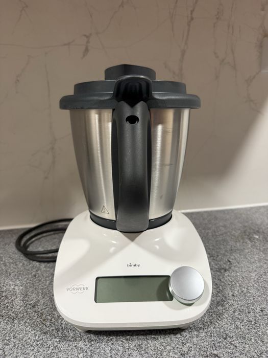 Bimby Friend com copo e cesto