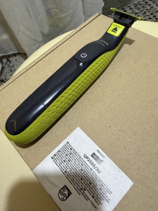 Продам електро станок Philips OneBlade QP2520/30