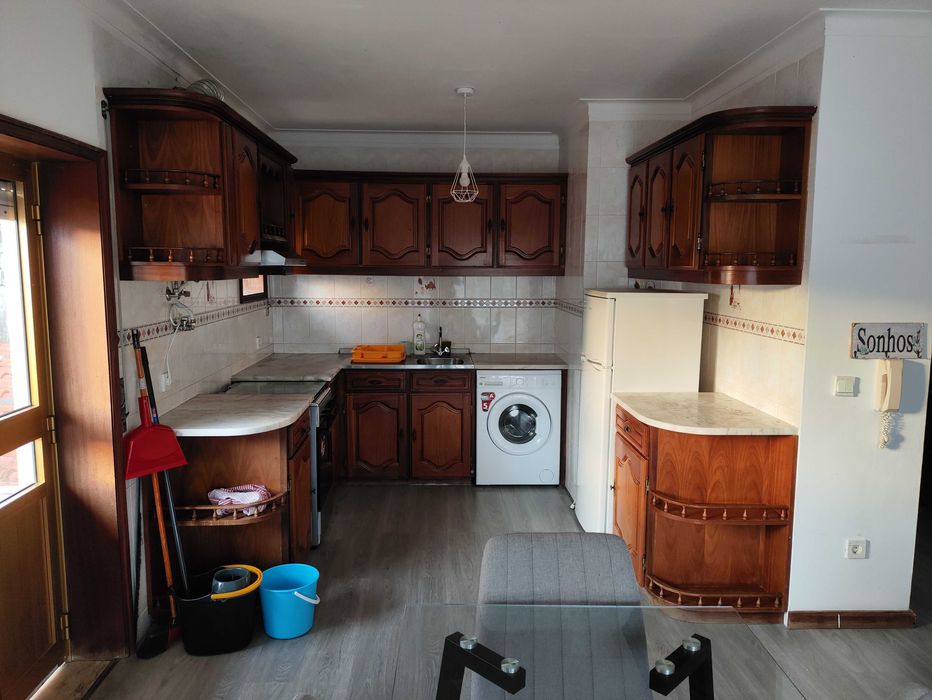 Arrenda-se imóvel T2 na zona da Torreira, Murtosa, Aveiro.