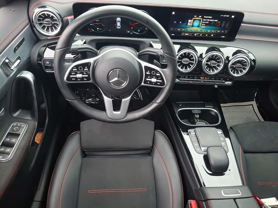 Mercedes-Benz CLA 250 4MATIC      2021