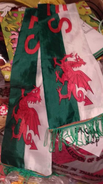 шарф мужской британия футбол двухсторонний Wales Cymru
