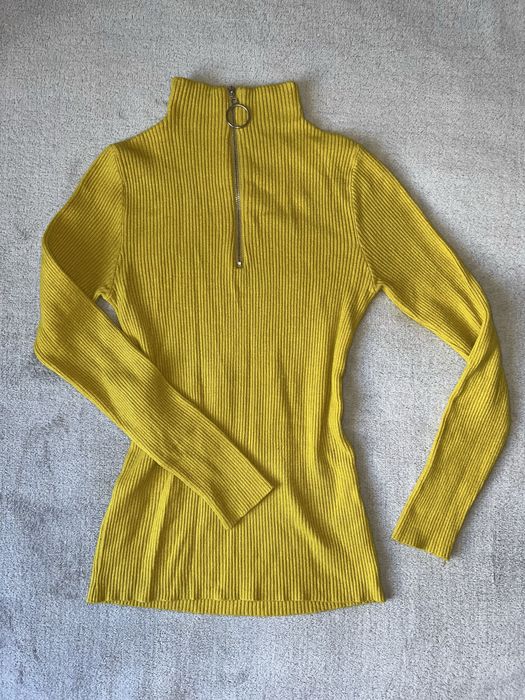 Гольф жіночий з застібкою