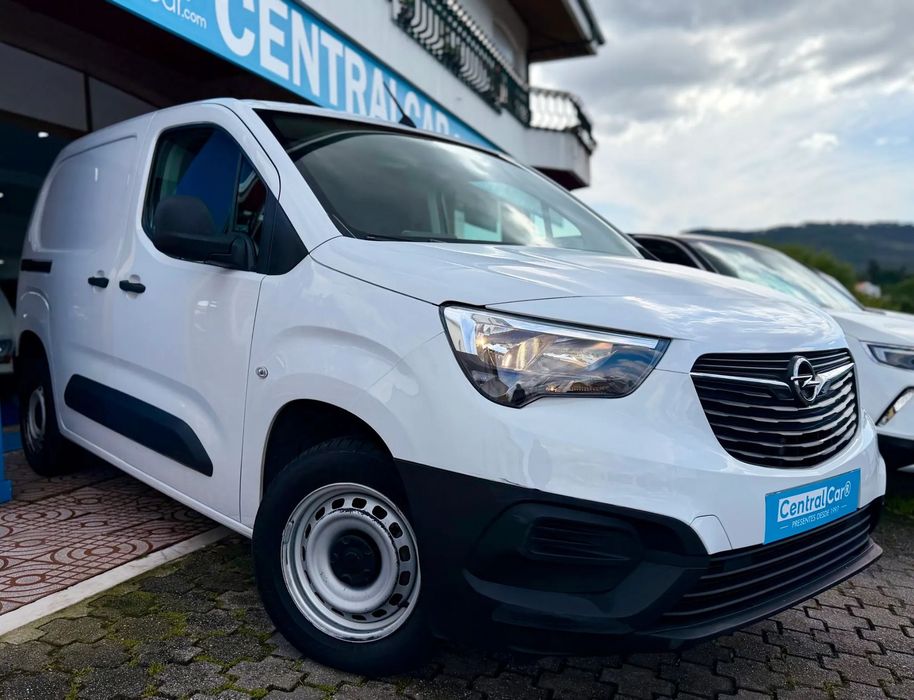 Opel Combo 1.5 D L1H1 Enjoy 102 Cv | CARPLAY | VAT DEDUCTIBLE