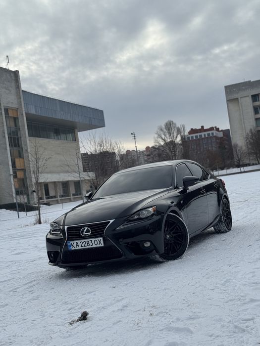 Продам стильний Lexus IS 2014