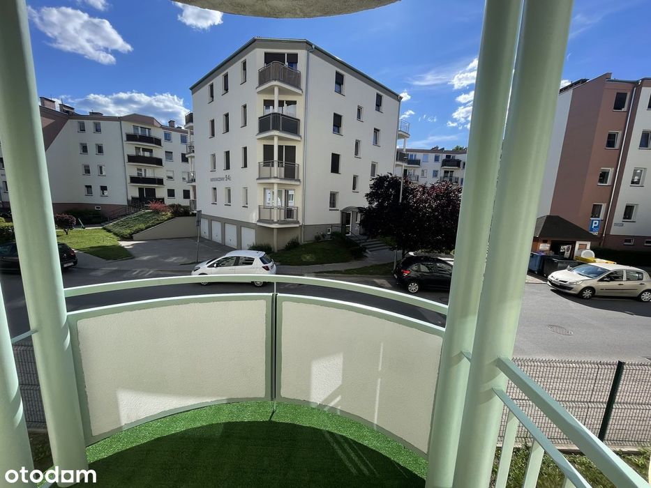 2-pokojowe z balkonem i piwnicą, garaż, Koniuchy