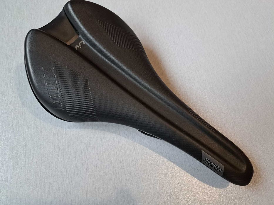 siodło siodełko rowerowe GIANT Liv FORWARD 144 mm