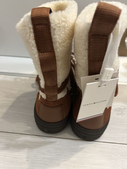 Tommy hilfiger sniegowce