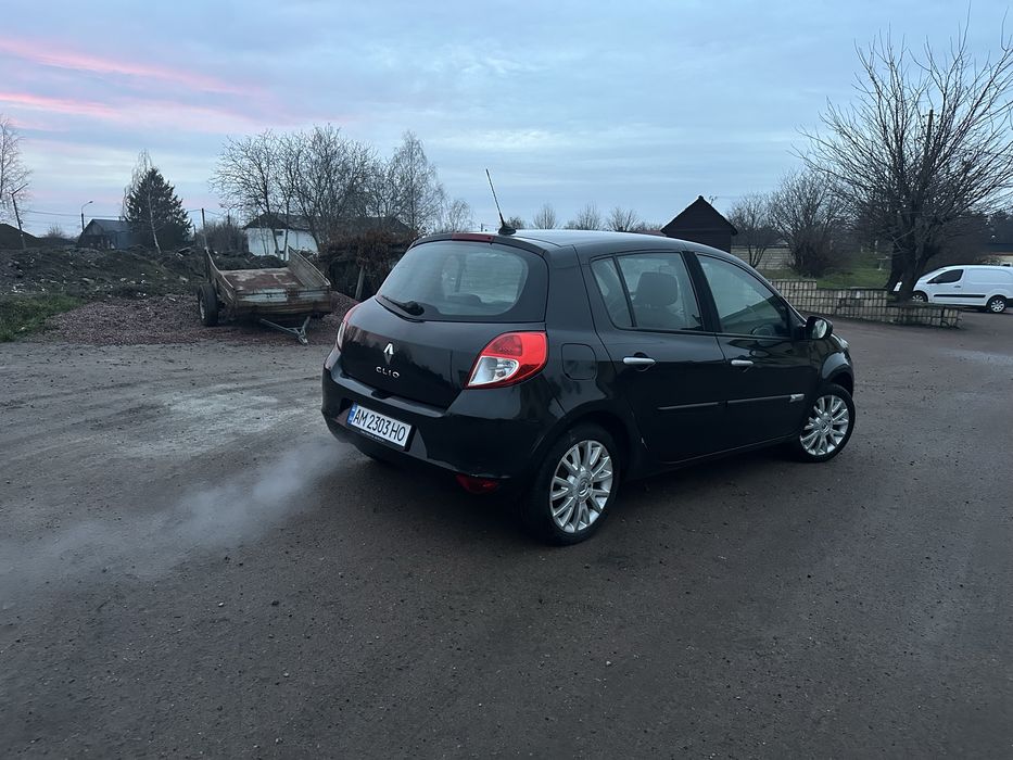 Renault Clio 2010 в дуже гарному стані