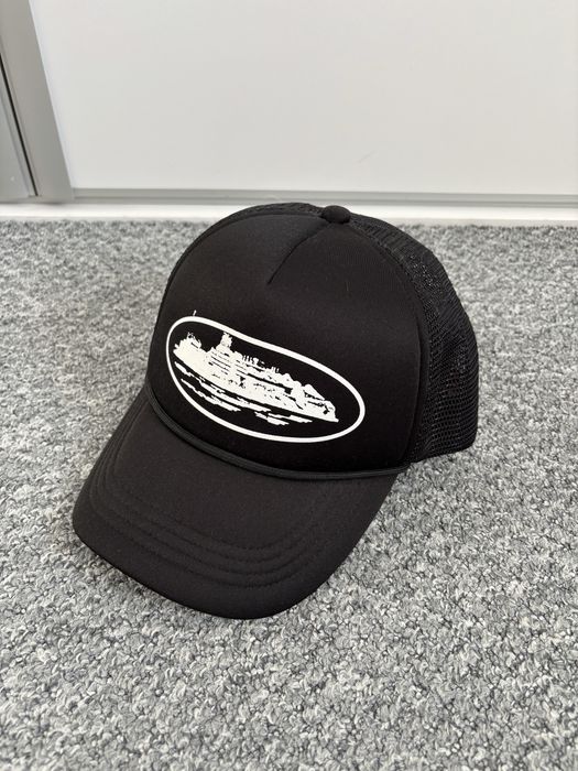 Czapka z daszkiem Corteiz alcatraz island puff print trucker hat black white