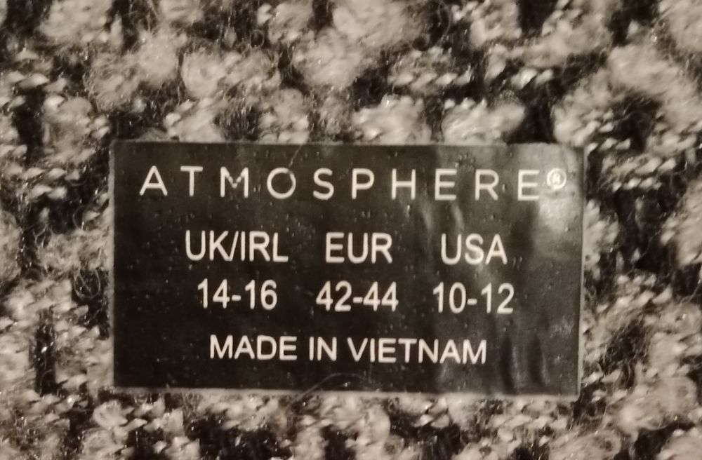 Peleryna damska - poncho z dzianiny z wełną