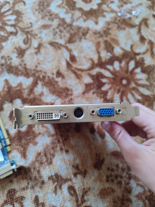 Запчастини для комп'ютера