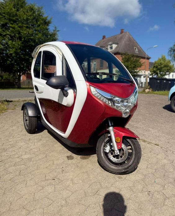 Scooter elétrica 3 rodas não precisa de carta de condução