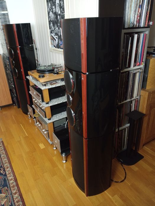 Kolumny hi-end Mistral sag 600