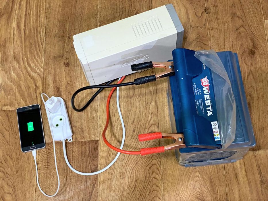 Робочий безперебійник 12V–220V APC Back-UPS 500 Інвертор ИБП ДБЖ