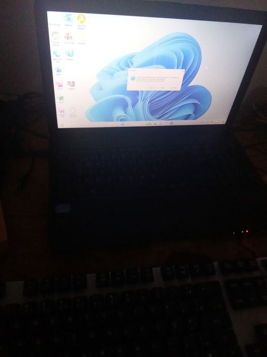 Estou a vender computador