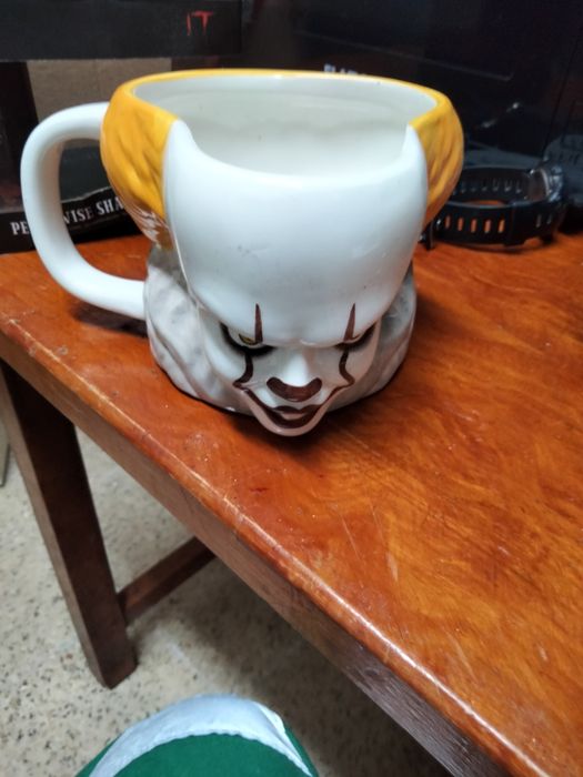 IT - Caneca Pennywise