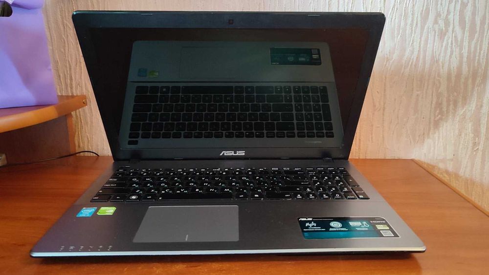 Ноутбук асус X550 l