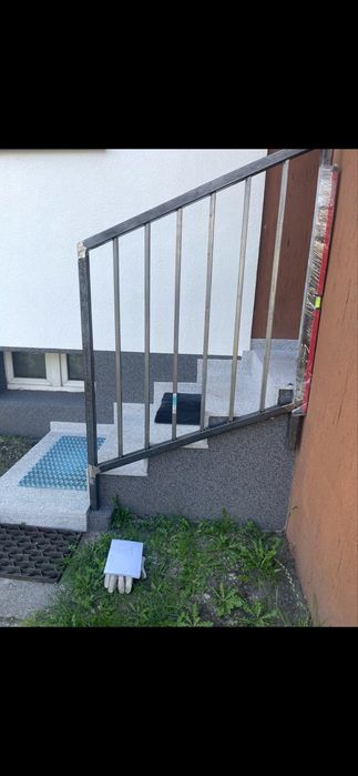 Uslugi spawalnicze, spawacz, balustrady