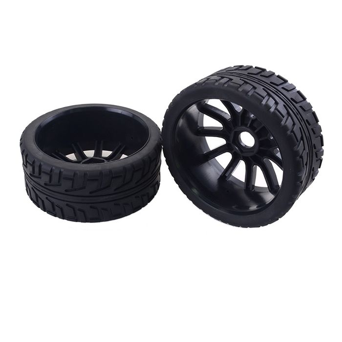 RC 1/7 , 1/8 on road .