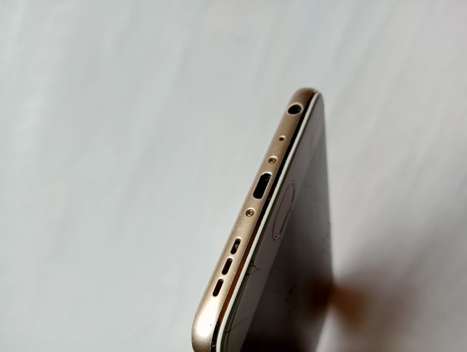 Смартфон Meizu M5 Note + зарядка UP1220E + не убитий акумулятор