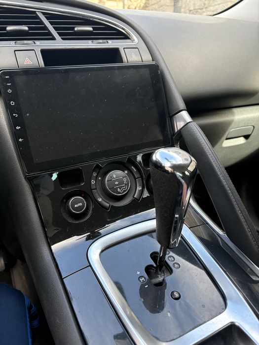 Peugeot 3008  1.6 HDI Caixa Automatica