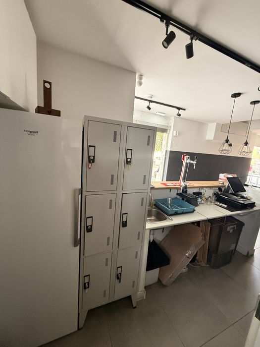 TRESPASSE DE LOJA EM ALVERCA - PRONTO A FUNCIONAR COM RECHEIO INCLUSO