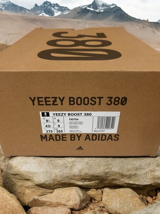 Adidas Yeezy Boost 380 roz. 43 1/3 męskie sneakersy