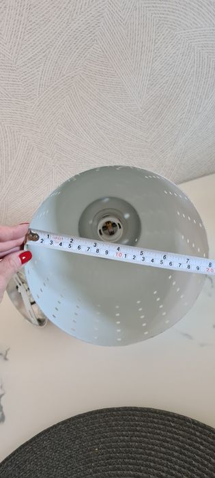 2 zwisające lampy z IKEA, idealne nad stół, barek