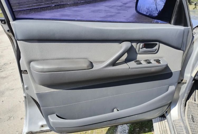 Toyota - LC-80 - LIFT - IRONMAN - 4WD - OFF ROAD