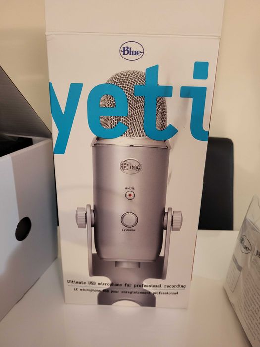 Blue Yeti USB Silver - Conjunto de microfone com auscultadores
