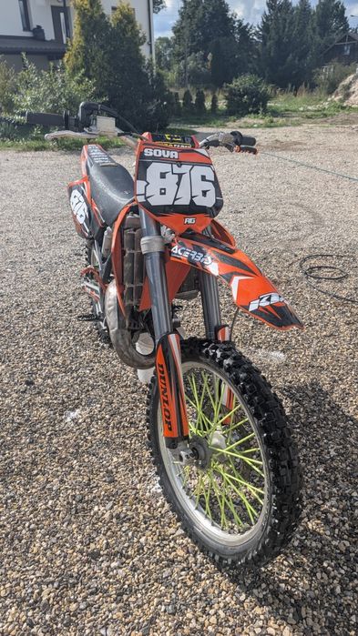 KTM SX 125. CM³ mała bestia
