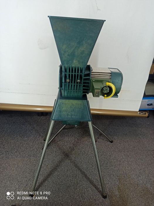 Rozdrabniacz do biomasy NEUDORFF Bio-Schredder Mini 1000