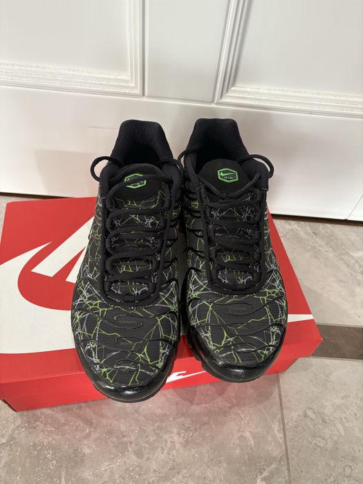 Buty nike air max plus shattered glass meskie