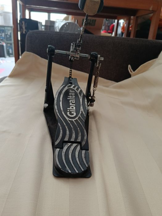 Pedal de bateria Gibraltar