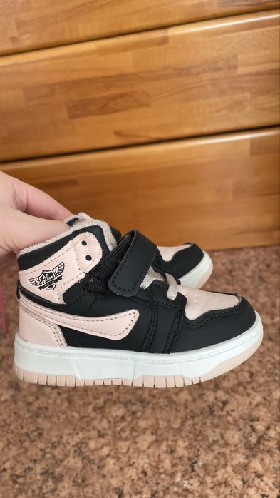 Ботинки / хайтопи для дівчинки