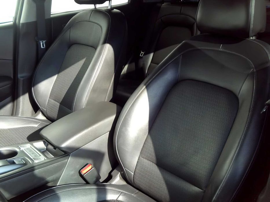 Hyundai Kona      2021