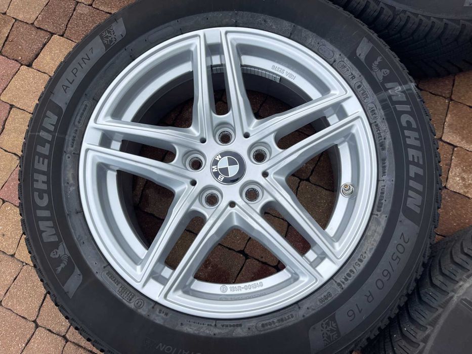 3908. Koła zimowe BMW G20 G42 5x112 ET22 205/60/16 Michelin 2024r 8mm