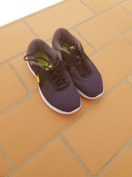 Vendo Ténis Corrida Nike